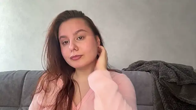 Ellaizatelly online show from 04.05.26