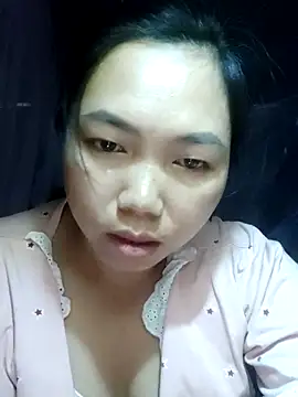Snapshot of chekoko chatting on 05.17.26 chekoko online show from 05.17.26