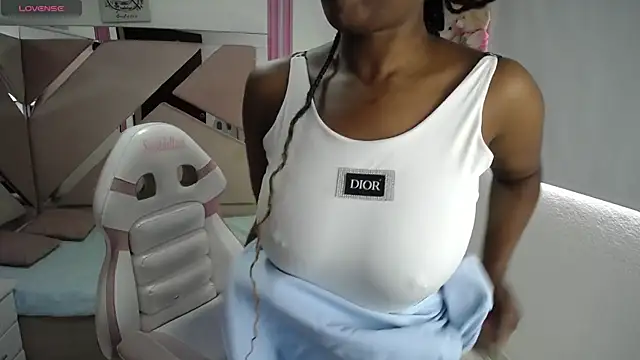 Ebony rizon online show from 04.21.26