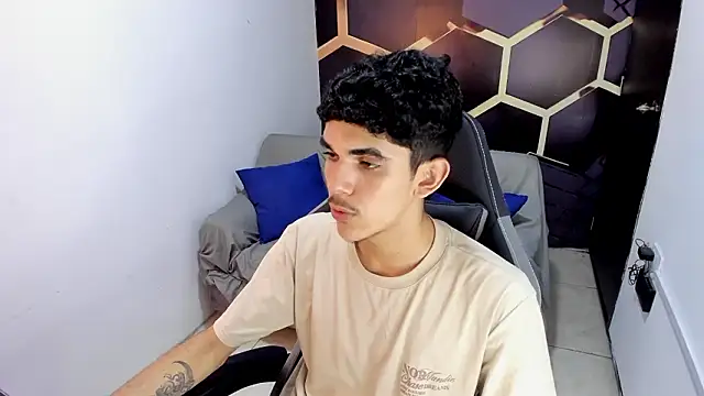 FlinsShadow online show from 03.18.26