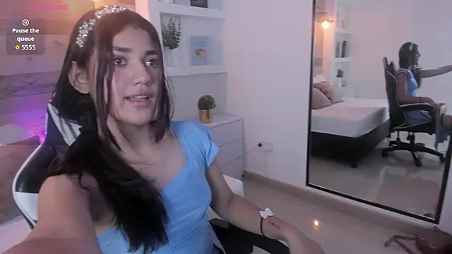 cristin collins online show from 06.07.26