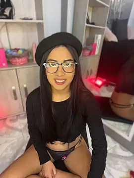 Gretel Streit online show from 04.30.26