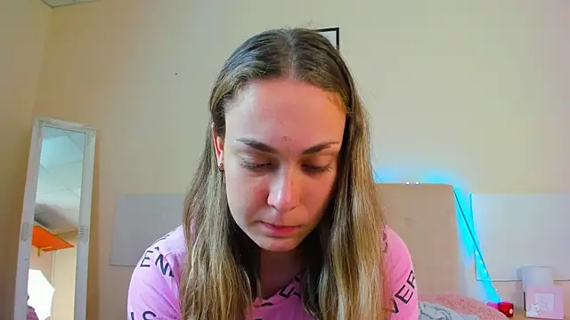 MelanieCuty online show from 07.11.26