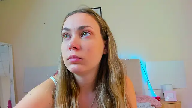MelanieCuty online show from 07.17.26