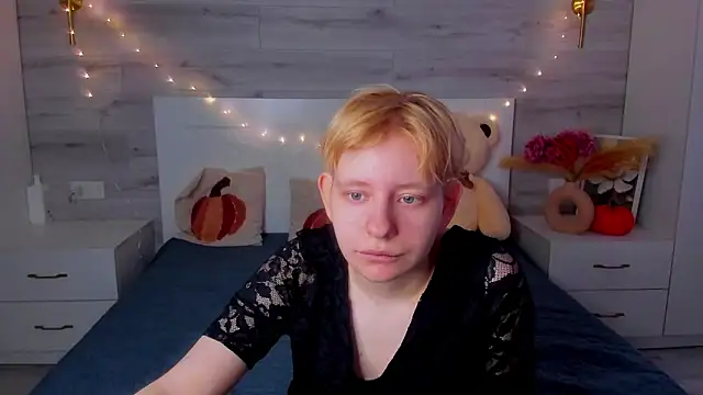 EloraBlu online show from 03.13.26