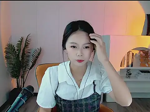 Snapshot of zhoulan-bb chatting on 03.17.26 zhoulan-bb online show from 03.17.26