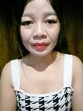 Yiyi102300 online show from 05.29.26