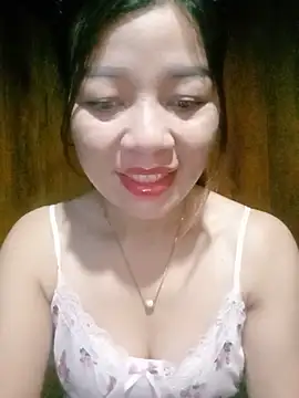 Yiyi102300 online show from 06.07.26