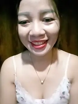 Yiyi102300 online show from 06.12.26
