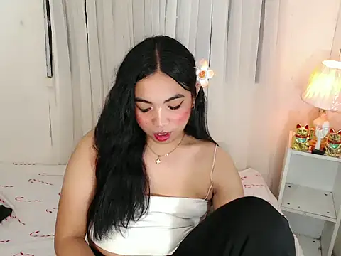 Snapshot of xLinda_Walkerx chatting on 06.12.26 xLinda Walkerx online show from 06.12.26