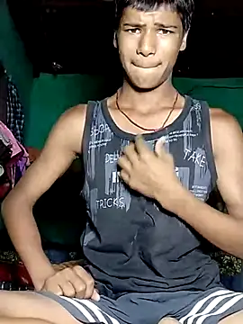 Snapshot of pandey_ji_ka_beta_hu chatting on 06.18.26 pandey ji ka beta hu online show from 06.18.26