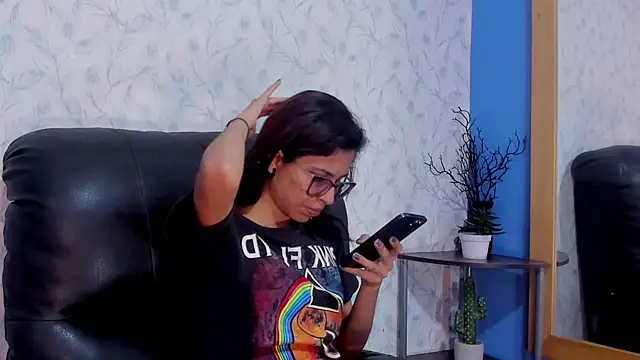 Snapshot of Emily_Lopera chatting on 07.03.26 Emily Lopera online show from 07.03.26