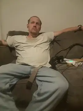 yourMasterisBored online show from 03.25.26