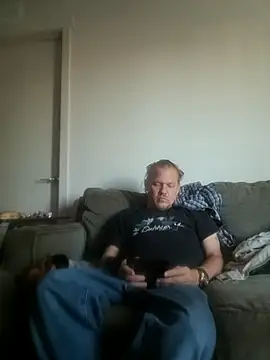 yourMasterisBored online show from 04.21.26