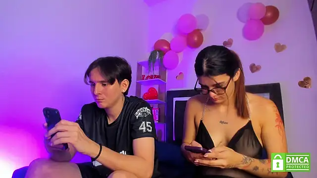 Snapshot of Mariana_and_Ronny chatting on 05.16.26 Mariana and Ronny online show from 05.16.26