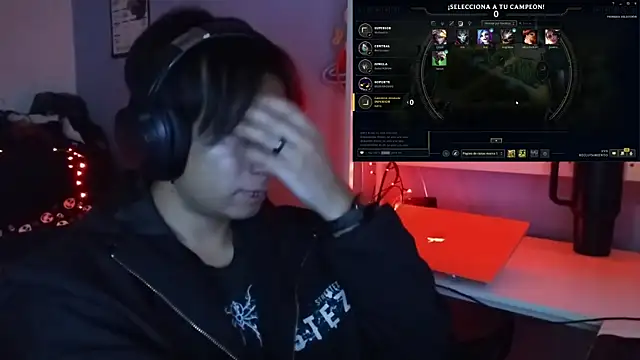 Snapshot of NatryDark chatting on 03.16.26 NatryDark online show from 03.16.26