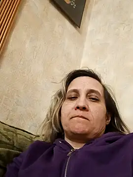 KatieLove133 online show from 04.29.26