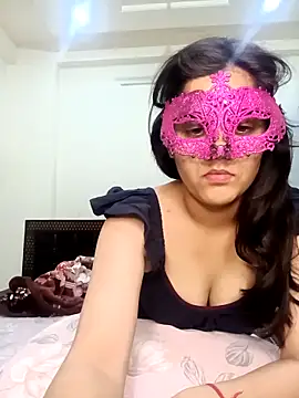 Hottymahi7 online show from 03.29.26