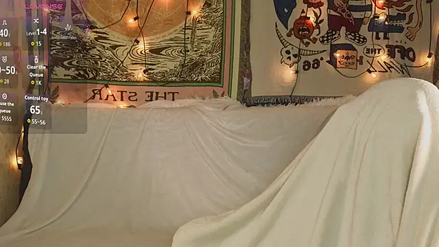 Sparky fox online show from 04.22.26