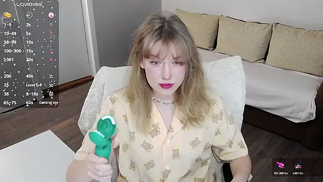 HeyHoneyHru online show from 03.22.26