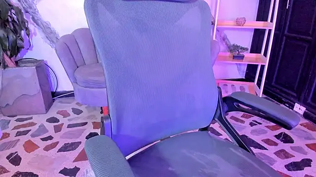 AlaskaFlowerss1  online show from 03.21.26