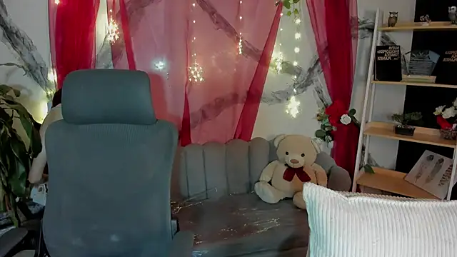 AlaskaFlowerss1  online show from 05.21.26