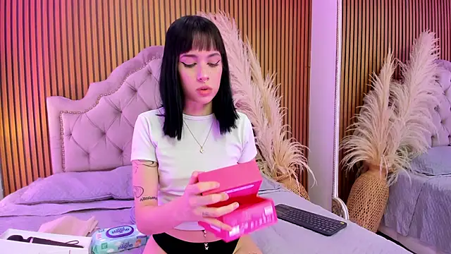 AlaskaFlowerss1  online show from 06.14.26