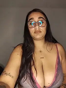 Snapshot of Mia_skyy18 chatting on 07.25.26 Mia skyy18 online show from 07.25.26