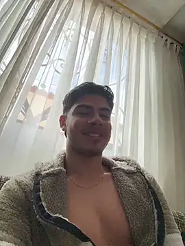 Snapshot of ApoloGray__ chatting on 04.18.26 ApoloGray online show from 04.18.26
