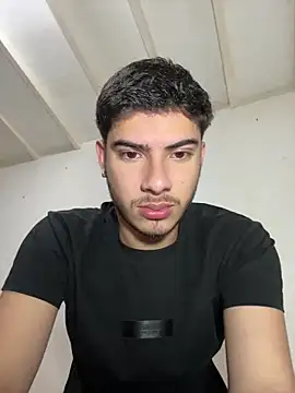 Snapshot of ApoloGray__ chatting on 04.24.26 ApoloGray online show from 04.24.26
