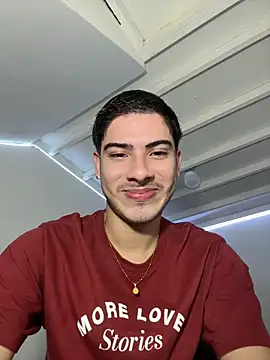 Snapshot of ApoloGray__ chatting on 05.20.26 ApoloGray online show from 05.20.26