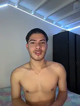 Snapshot of ApoloGray__ chatting on 05.25.26 ApoloGray online show from 05.25.26