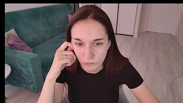 Ola Queen online show from 07.27.26
