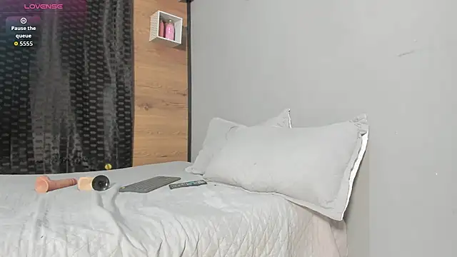 Enzoo98  online show from 04.24.26