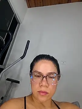 Snapshot of Aila_Phone chatting on 03.15.26 Aila Phone online show from 03.15.26