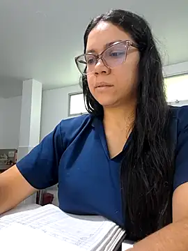 Snapshot of Aila_Phone chatting on 05.27.26 Aila Phone online show from 05.27.26