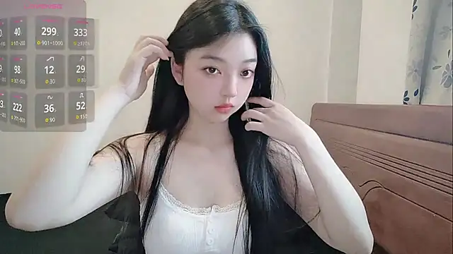 Snapshot of oblakitty_ chatting on 05.07.26 oblakitty online show from 05.07.26