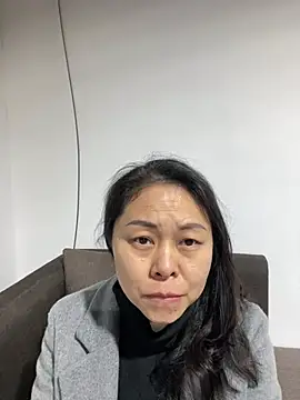 Snapshot of lili338 chatting on 03.15.26 lili338 online show from 03.15.26