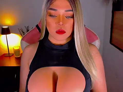 Zandralopez online show from 03.30.26