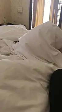 xyz 2giT online show from 03.20.26