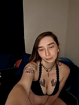 Snapshot of KittieeKat1 chatting on 04.03.26 KittieeKat1 online show from 04.03.26