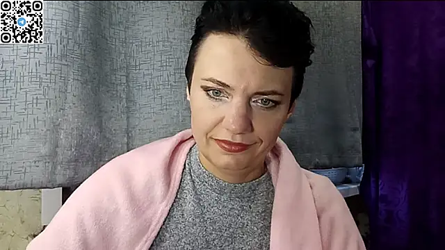 HotMamaQueen234 online show from 04.20.26