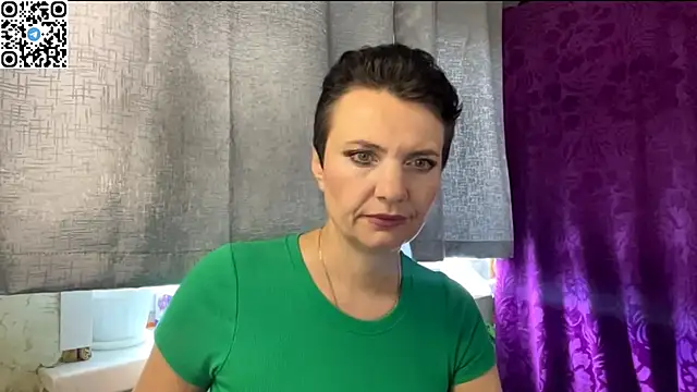 HotMamaQueen234 online show from 05.31.26