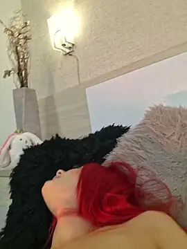Scarlet Evanss  online show from 05.27.26