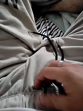 Snapshot of Karlossoltero chatting on 03.27.26 Karlossoltero online show from 03.27.26