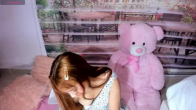 little doll18  online show from 06.10.26