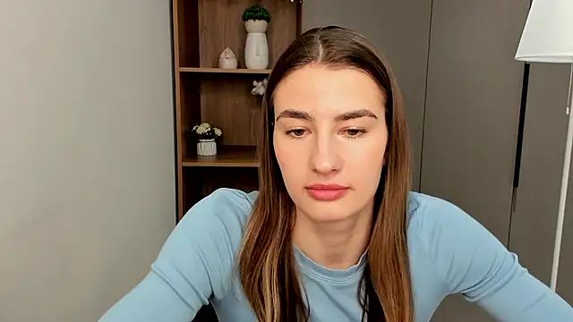 Snapshot of CarrieAndzulis chatting on 03.22.26 CarrieAndzulis online show from 03.22.26