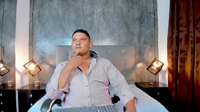 Liam Carters online show from 03.25.26