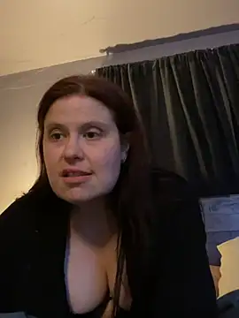 JulieetteLatte online show from 04.27.26
