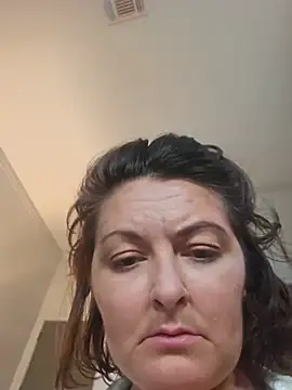 tinyassbossymilf online show from 07.18.26